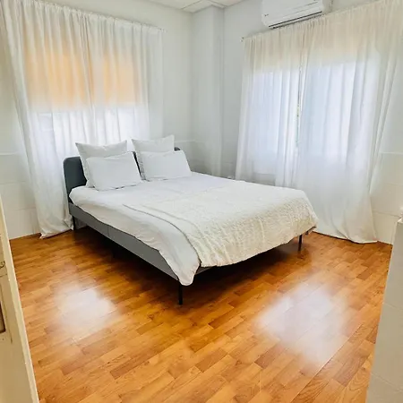 Apartment Stylish With Spacious Terrace *